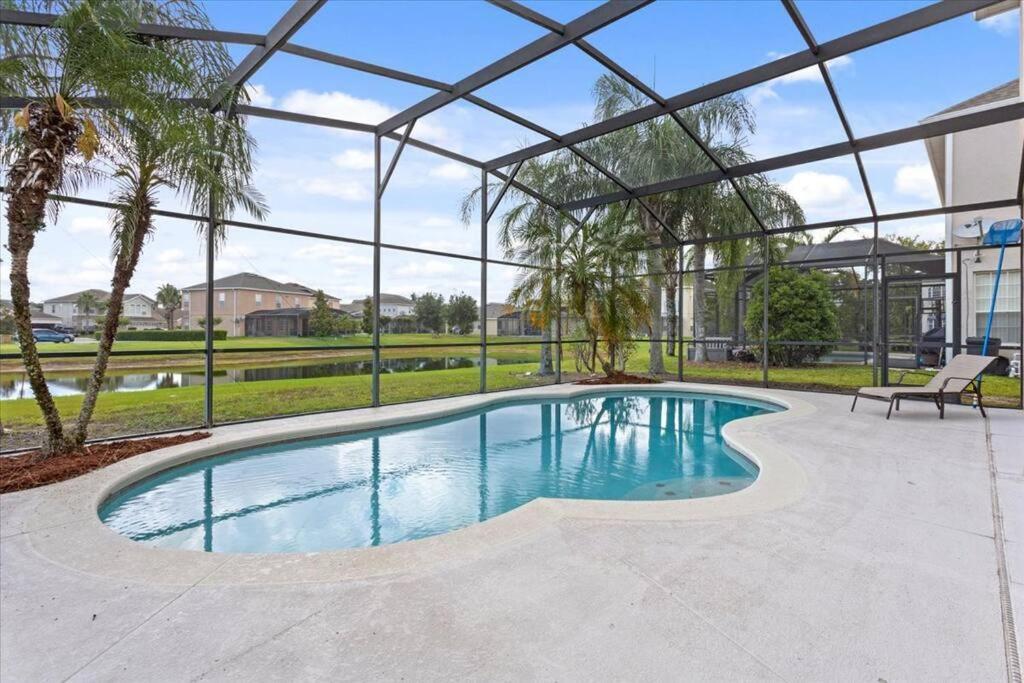 Long Stays! Lakefront - Gated Pool Home Orlando Eksteriør bilde